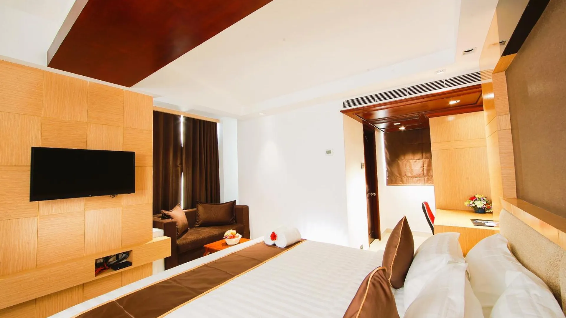 Hotel Akhil Classic - Only For Indian Nationals Thiruvananthapuram